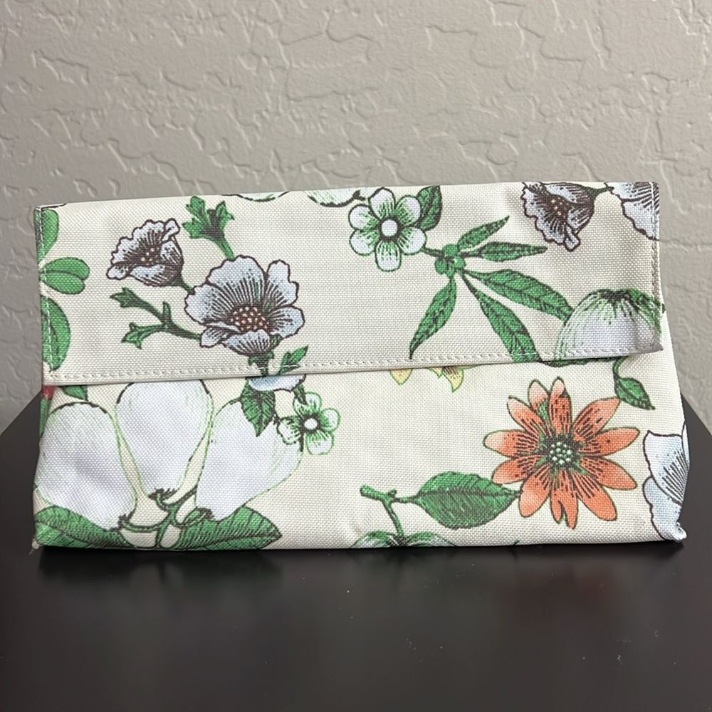 Clinique Makeup bag. New to Poshmark?My referral code @papavera  =$10.00 Credit!